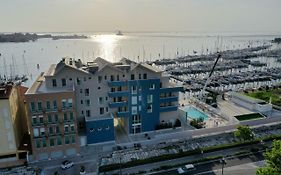 Mosella Suite Hotel - A Lagoon Retreat